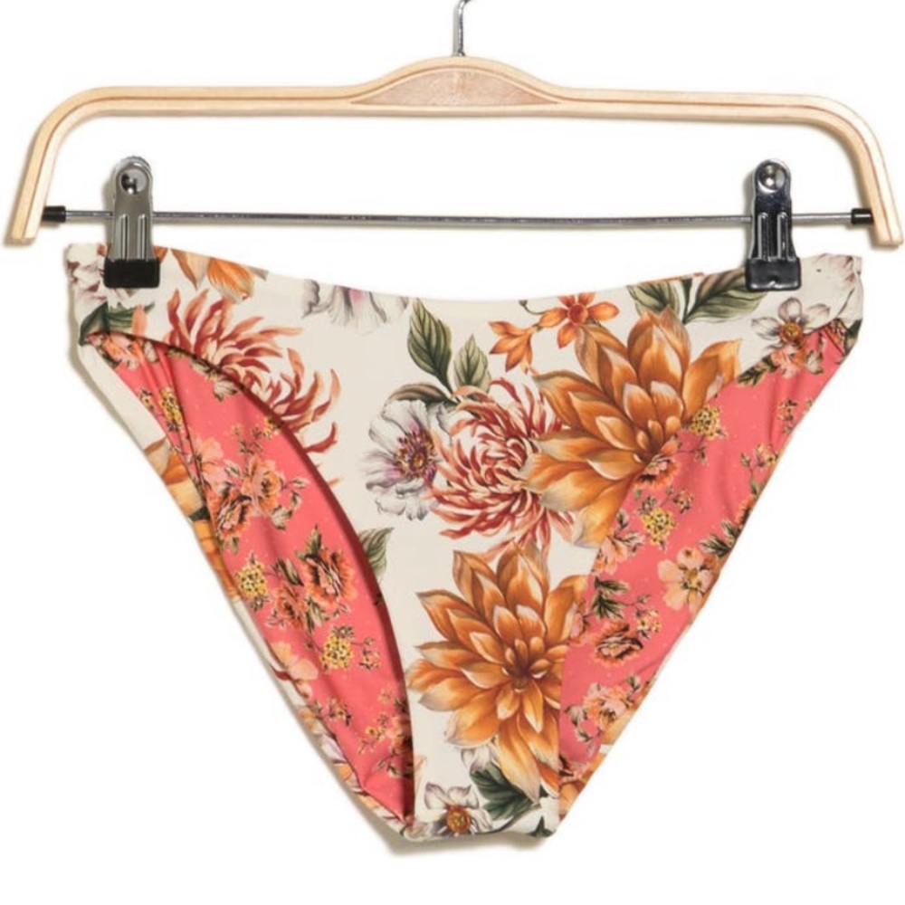 NWT Maaji Cottage Garden Sublimity bottoms